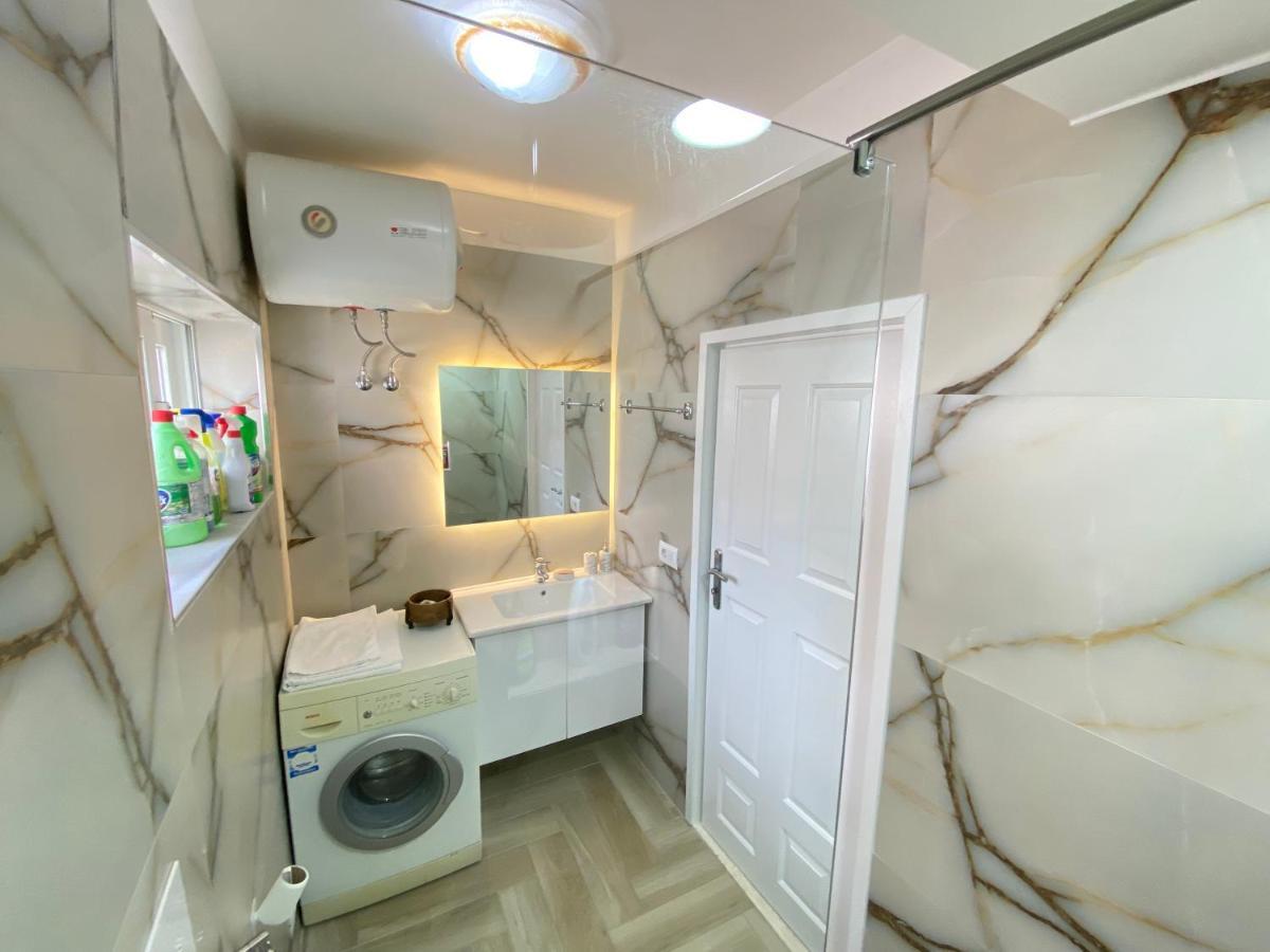 Saranda Apartment Brajan المظهر الخارجي الصورة